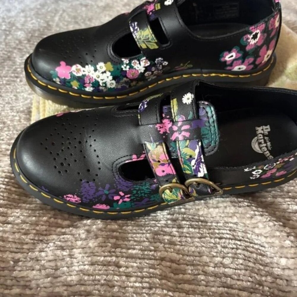 Doc Martin - image 3